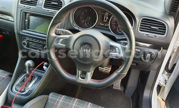 Nunua Ilio tumika Volkswagen Golf GTI White Gari ndani ya Hluti nchini Wilaya ya Shiselweni Nunua Ilio tumika Volkswagen Golf GTI White Gari ndani ya Hluti nchini Wilaya ya Shiselweni