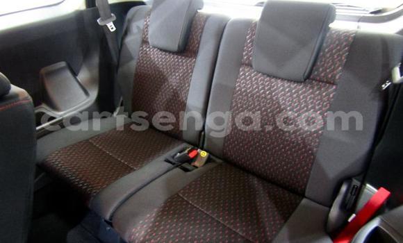 Acheter Occasion Voiture Toyota Avanza Gris à Hlatikulu, Shiselweni District Acheter Occasion Voiture Toyota Avanza Gris à Hlatikulu, Shiselweni District