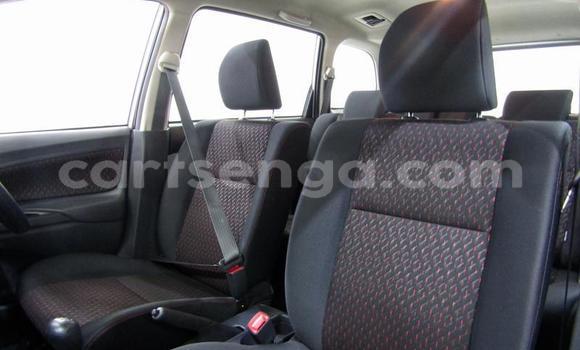 Acheter Occasion Voiture Toyota Avanza Gris à Hlatikulu, Shiselweni District Acheter Occasion Voiture Toyota Avanza Gris à Hlatikulu, Shiselweni District