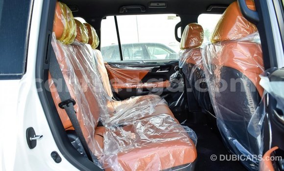 Buy Import Lexus LX White Car in Import - Dubai in Hhohho Buy Import Lexus LX White Car in Import - Dubai in Hhohho