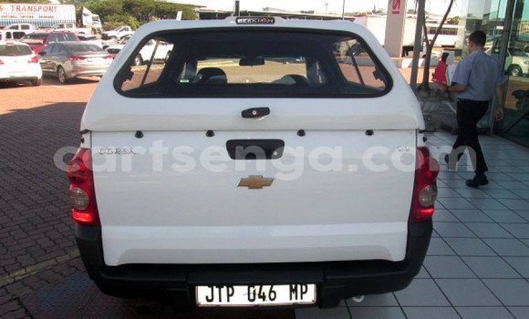 Buy Used Chevrolet Corsa White Car in Import - Dubai in Hhohho Buy Used Chevrolet Corsa White Car in Import - Dubai in Hhohho