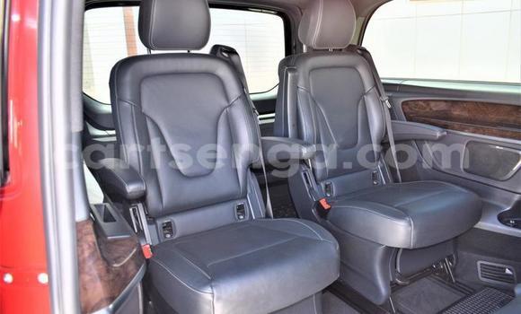 Nunua Ilio tumika Mercedes‒Benz V-klasse Red Gari ndani ya Big Bend nchini Wilaya ya Lubombo Nunua Ilio tumika Mercedes‒Benz V-klasse Red Gari ndani ya Big Bend nchini Wilaya ya Lubombo