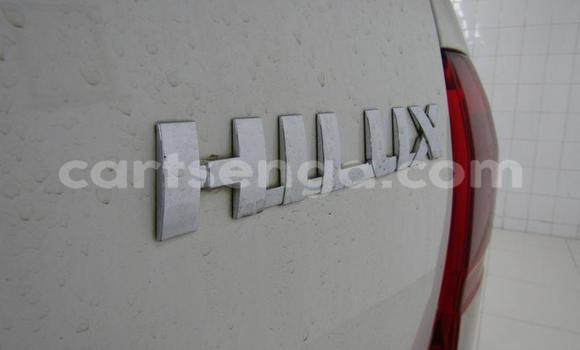 Acheter Occasion Voiture Toyota Hilux Blanc à Hlatikulu, Shiselweni District Acheter Occasion Voiture Toyota Hilux Blanc à Hlatikulu, Shiselweni District