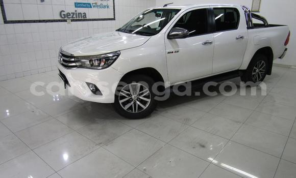Acheter Occasion Voiture Toyota Hilux Blanc à Hlatikulu, Shiselweni District Acheter Occasion Voiture Toyota Hilux Blanc à Hlatikulu, Shiselweni District