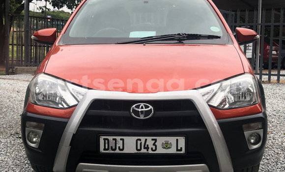 Nunua Ilio tumika Toyota Etios Red Gari ndani ya Ezulwini nchini Hhohho Nunua Ilio tumika Toyota Etios Red Gari ndani ya Ezulwini nchini Hhohho