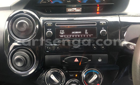 Nunua Ilio tumika Toyota Etios Red Gari ndani ya Ezulwini nchini Hhohho Nunua Ilio tumika Toyota Etios Red Gari ndani ya Ezulwini nchini Hhohho