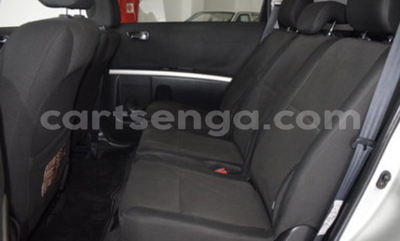 Nunua Ilio tumika Toyota Corolla Verso Silver Gari ndani ya Ezulwini nchini Hhohho Nunua Ilio tumika Toyota Corolla Verso Silver Gari ndani ya Ezulwini nchini Hhohho