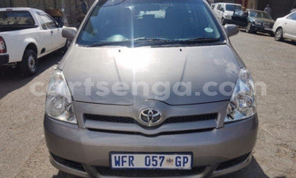 Nunua Ilio tumika Toyota Corolla Verso Other Gari ndani ya Ezulwini nchini Hhohho Nunua Ilio tumika Toyota Corolla Verso Other Gari ndani ya Ezulwini nchini Hhohho