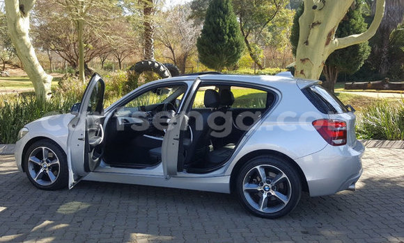 Acheter Occasion Voiture BMW 1–Series Gris à Bulembu, Hhohho Acheter Occasion Voiture BMW 1–Series Gris à Bulembu, Hhohho