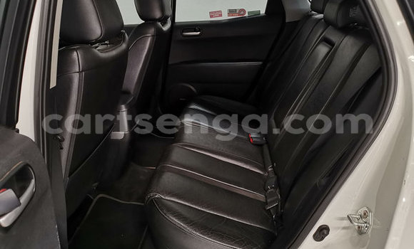 Nunua Ilio tumika Mazda CX–7 White Gari ndani ya Bulembu nchini Hhohho Nunua Ilio tumika Mazda CX–7 White Gari ndani ya Bulembu nchini Hhohho