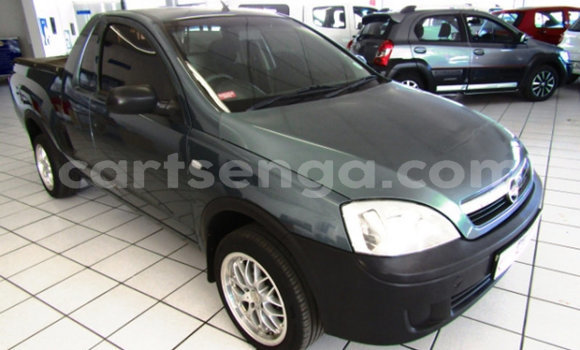 Nunua Ilio tumika Chevrolet Captiva Silver Gari ndani ya Bulembu nchini Hhohho Nunua Ilio tumika Chevrolet Captiva Silver Gari ndani ya Bulembu nchini Hhohho