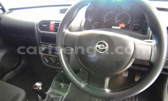 Nunua Ilio tumika Chevrolet Captiva Silver Gari ndani ya Bulembu nchini Hhohho Nunua Ilio tumika Chevrolet Captiva Silver Gari ndani ya Bulembu nchini Hhohho