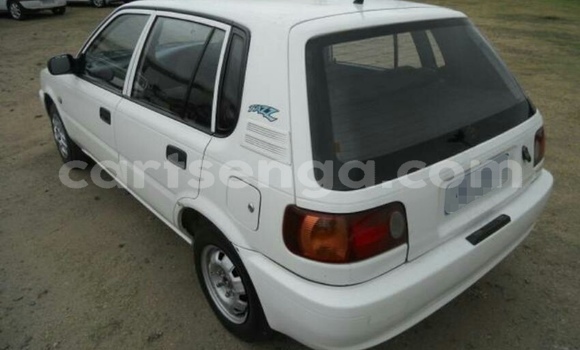 Buy Used Toyota Vitz White Car in Ezulwini in Hhohho Buy Used Toyota Vitz White Car in Ezulwini in Hhohho