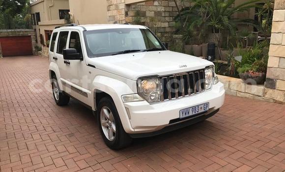 Nunua Ilio tumika Jeep CJ White Gari ndani ya Manzini nchini Manzini Nunua Ilio tumika Jeep CJ White Gari ndani ya Manzini nchini Manzini