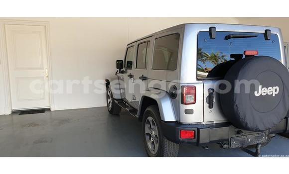 Nunua Ilio tumika Jeep Compass Silver Gari ndani ya Manzini nchini Manzini Nunua Ilio tumika Jeep Compass Silver Gari ndani ya Manzini nchini Manzini