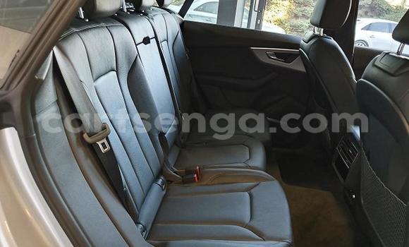 Nunua Ilio tumika Audi Q8 Silver Gari ndani ya Manzini nchini Manzini Nunua Ilio tumika Audi Q8 Silver Gari ndani ya Manzini nchini Manzini