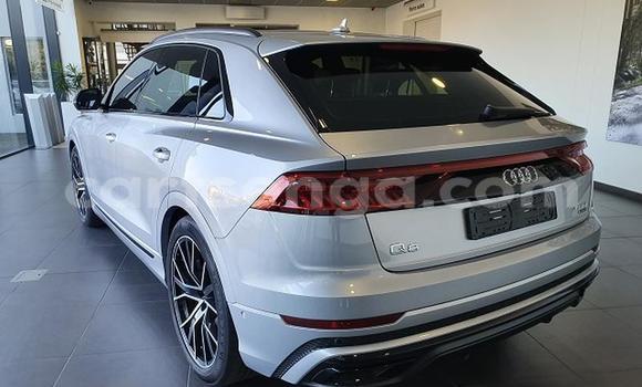 Nunua Ilio tumika Audi Q8 Silver Gari ndani ya Manzini nchini Manzini Nunua Ilio tumika Audi Q8 Silver Gari ndani ya Manzini nchini Manzini