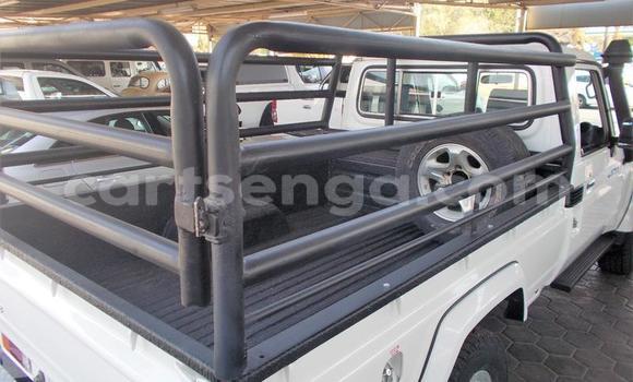 Buy Used Toyota Land Cruiser White Car in Manzini in Manzini Buy Used Toyota Land Cruiser White Car in Manzini in Manzini