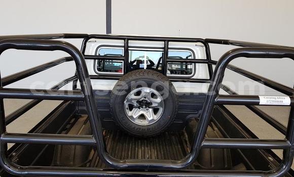 Buy Used Toyota Land Cruiser White Car in Mondi in Hhohho Buy Used Toyota Land Cruiser White Car in Mondi in Hhohho