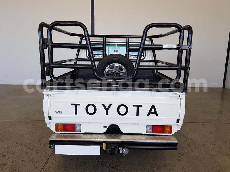 Big with watermark toyota land cruiser hhohho mondi 12622