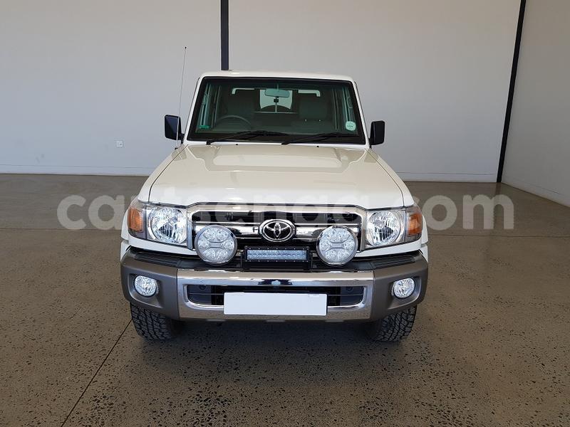 Big with watermark toyota land cruiser hhohho mondi 12622