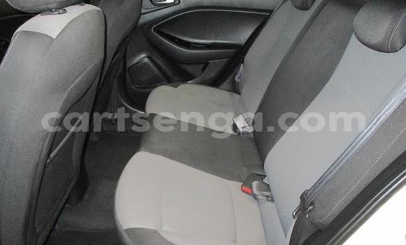 Nunua Ilio tumika Hyundai i20 White Gari ndani ya Manzini nchini Manzini Nunua Ilio tumika Hyundai i20 White Gari ndani ya Manzini nchini Manzini