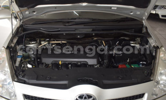 Nunua Ilio tumika Toyota Corolla Verso Silver Gari ndani ya Manzini nchini Manzini Nunua Ilio tumika Toyota Corolla Verso Silver Gari ndani ya Manzini nchini Manzini