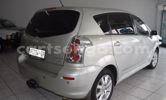 Nunua Ilio tumika Toyota Corolla Verso Silver Gari ndani ya Manzini nchini Manzini Nunua Ilio tumika Toyota Corolla Verso Silver Gari ndani ya Manzini nchini Manzini