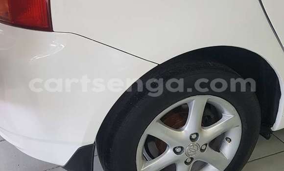 Buy Used Toyota Runx White Car in Ezulwini in Hhohho Buy Used Toyota Runx White Car in Ezulwini in Hhohho