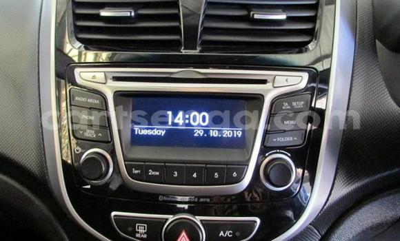 Buy Used Hyundai Accent White Car in Ezulwini in Hhohho Buy Used Hyundai Accent White Car in Ezulwini in Hhohho