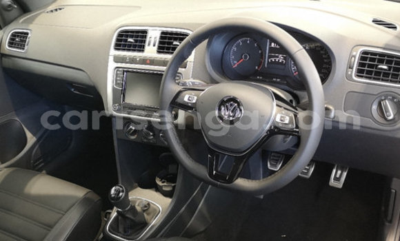 Acheter Occasion Voiture Volkswagen Polo Noir à Hlatikulu, Shiselweni District Acheter Occasion Voiture Volkswagen Polo Noir à Hlatikulu, Shiselweni District