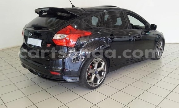 Acheter Occasion Voiture Ford Focus ST Noir à Manzini, Manzini Acheter Occasion Voiture Ford Focus ST Noir à Manzini, Manzini