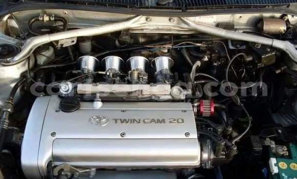 Acheter Occasion Voiture Toyota Corolla Gris à Bulembu, Hhohho Acheter Occasion Voiture Toyota Corolla Gris à Bulembu, Hhohho