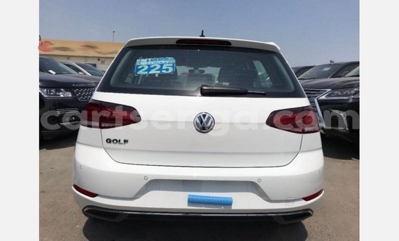Buy Used Volkswagen Golf White Car in Lobamba in Manzini Buy Used Volkswagen Golf White Car in Lobamba in Manzini