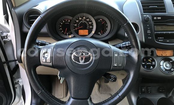 Buy Used Volkswagen Touareg White Car in Big Bend in Lubombo District Buy Used Volkswagen Touareg White Car in Big Bend in Lubombo District