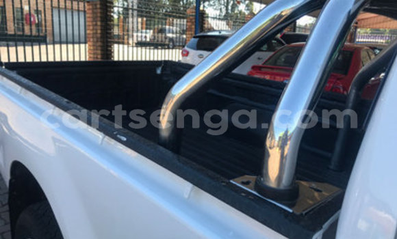 Buy Used Toyota Hilux White Car in Manzini in Manzini Buy Used Toyota Hilux White Car in Manzini in Manzini