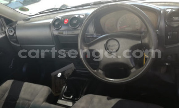 Acheter Occasion Voiture Isuzu KB Blanc à Manzini, Manzini Acheter Occasion Voiture Isuzu KB Blanc à Manzini, Manzini
