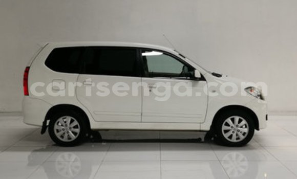 Buy Used Toyota Avanza White Car in Manzini in Manzini Buy Used Toyota Avanza White Car in Manzini in Manzini