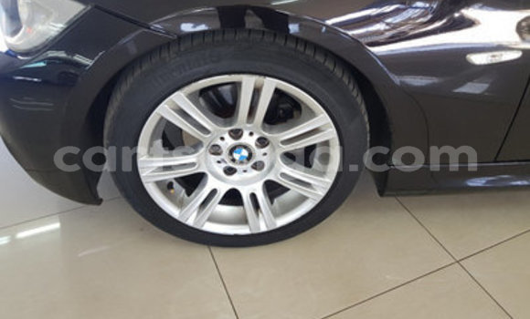 Nunua Ilio tumika BMW 3–Series Black Gari ndani ya Manzini nchini Manzini Nunua Ilio tumika BMW 3–Series Black Gari ndani ya Manzini nchini Manzini
