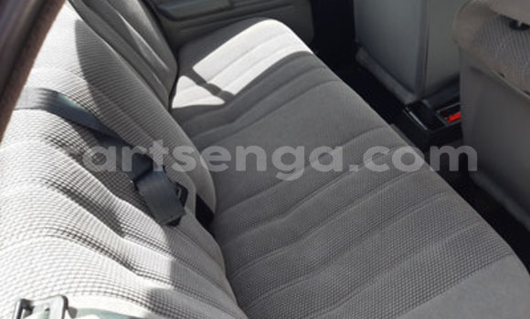 Nunua Ilio tumika BMW 3–Series Red Gari ndani ya Manzini nchini Manzini Nunua Ilio tumika BMW 3–Series Red Gari ndani ya Manzini nchini Manzini