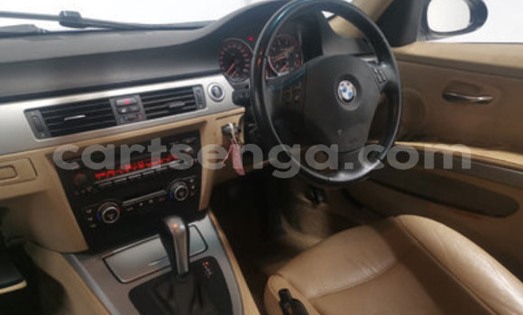 Nunua Ilio tumika BMW 3–Series Blue Gari ndani ya Manzini nchini Manzini Nunua Ilio tumika BMW 3–Series Blue Gari ndani ya Manzini nchini Manzini