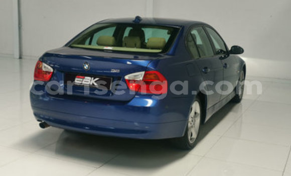 Nunua Ilio tumika BMW 3–Series Blue Gari ndani ya Manzini nchini Manzini Nunua Ilio tumika BMW 3–Series Blue Gari ndani ya Manzini nchini Manzini