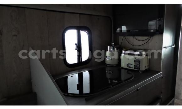 Nunua Ilio tumika IVECO Massif White Gari ndani ya Mbabane nchini Manzini Nunua Ilio tumika IVECO Massif White Gari ndani ya Mbabane nchini Manzini