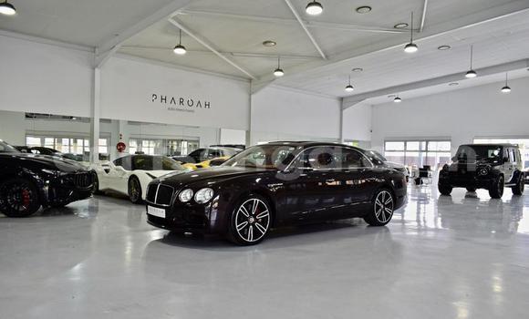 Nunua Ilio tumika Bentley Flying Spur Black Gari ndani ya Mbabane nchini Manzini Nunua Ilio tumika Bentley Flying Spur Black Gari ndani ya Mbabane nchini Manzini