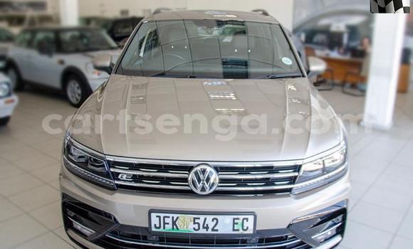 Buy Used Volkswagen Tiguan Beige Car in Vuvulane in Lubombo District Buy Used Volkswagen Tiguan Beige Car in Vuvulane in Lubombo District