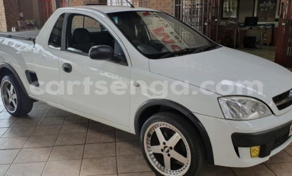 Buy Used Opel Corsa White Car in Ezulwini in Hhohho Buy Used Opel Corsa White Car in Ezulwini in Hhohho