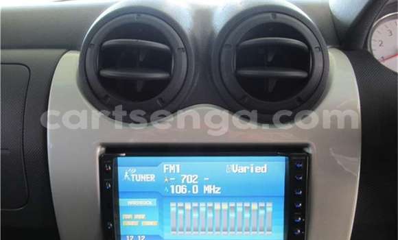 Buy Used Nissan NP 300 Silver Car in Ezulwini in Hhohho Buy Used Nissan NP 300 Silver Car in Ezulwini in Hhohho