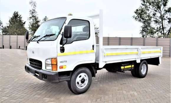 Acheter Occasion Voiture Hyundai Dynasty Blanc à Ezulwini, Hhohho Acheter Occasion Voiture Hyundai Dynasty Blanc à Ezulwini, Hhohho