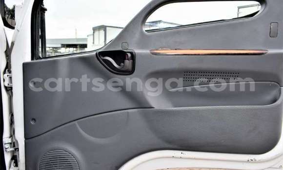 Acheter Occasion Voiture Hyundai Dynasty Blanc à Ezulwini, Hhohho Acheter Occasion Voiture Hyundai Dynasty Blanc à Ezulwini, Hhohho