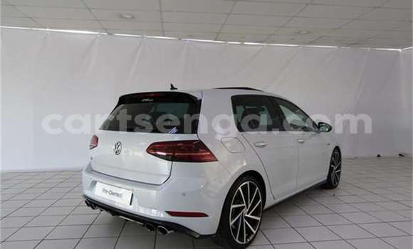 Buy Used Volkswagen Golf R White Car in Ezulwini in Hhohho Buy Used Volkswagen Golf R White Car in Ezulwini in Hhohho